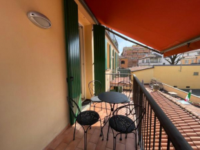 Crocetta Certosa Apartment con balcone
